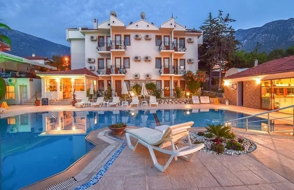 Olympos Hotel 올루데니스