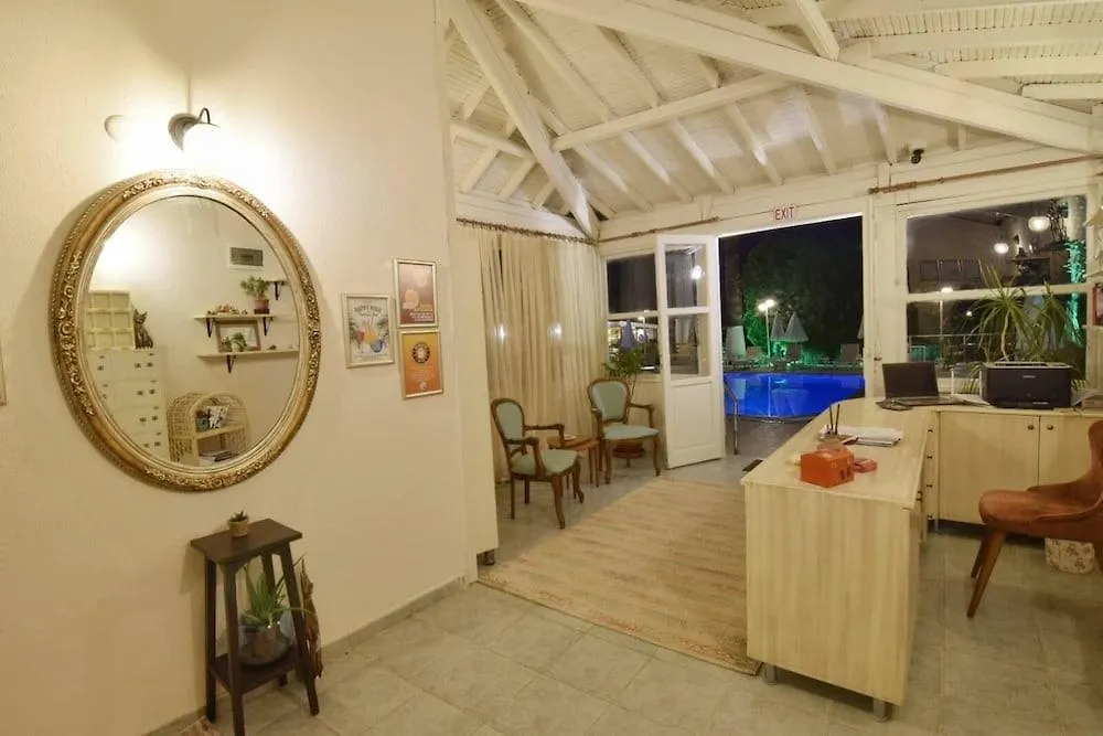 Olympos Hotel 올루데니스